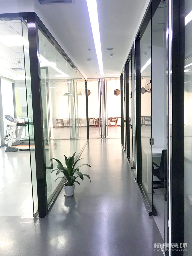 过道实拍-草莓视频污版APP下载装饰